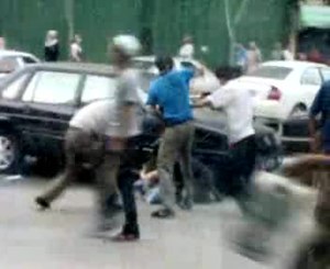 File:Ürümqi riots video.ogv