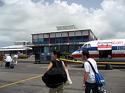 مطار فانس دبليو أموري الدولي