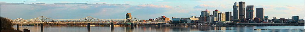 Louisville panorama from Jeffersonville, Indiana, with Second Street Bridge in foreground