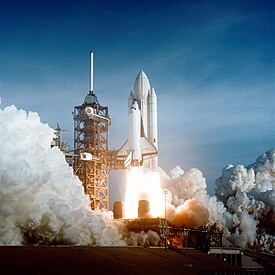 El primer lanzamiento de Columbia en la misión