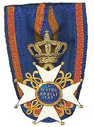 Kruis van een Ridder ใน de Orde van de Nederlandse Leeuw.jpg