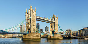 ทิวทัศน์ของ Tower Bridge จาก Shad Thames