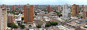 Maracaibo panoramica avenida Cecilio Acosta cuted.jpg