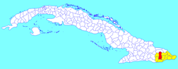 グアンタナモ県（黄色）とキューバ内のグアンタナモ自治体（赤）