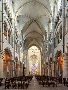 Early Gothic Laon Cathedral (1150s–1230)