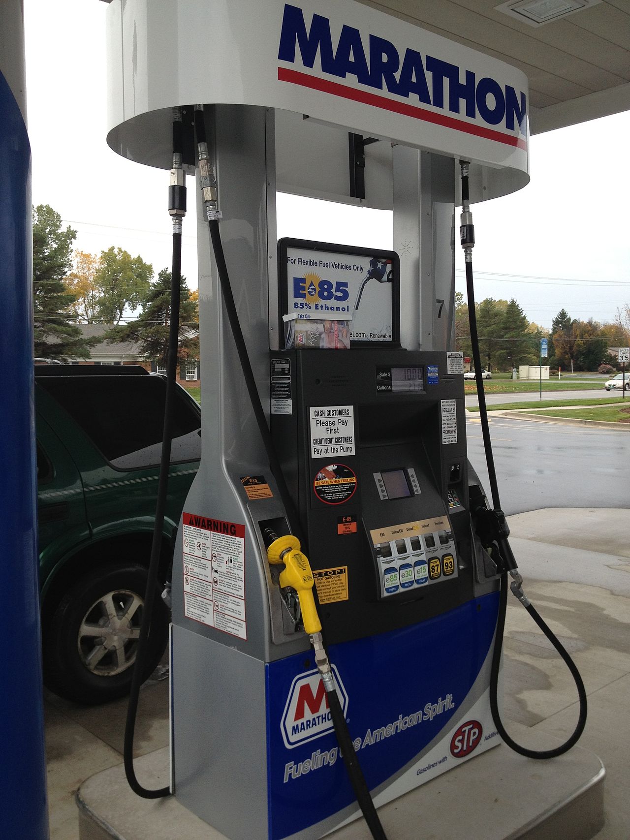 سعر البنزين كم امريكا لتر في كم سعر