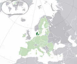 Ubicación de Dinamarca propiamente dicha [N 2] (verde oscuro) - en Europa (verde y gris oscuro) - en la Unión Europea (verde)