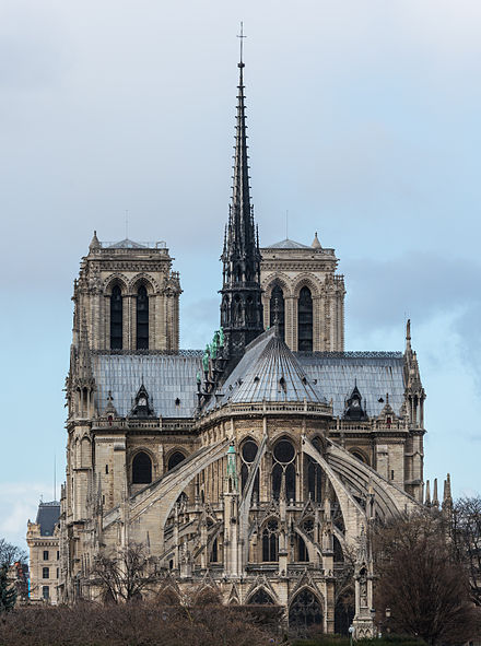 Arquitectura gótica francesa OrígenesyEstilo gótico temprano: Saint-Denis,  Sens, Senlis y Notre Dame