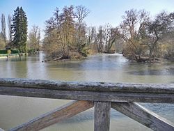 แม่น้ำ Eure ใน Neuilly