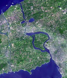 A satellite photo shows two bodies of water and two peninsulas from space