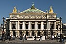 Paris Opera full frontal architecture พ.ค. 2552.jpg