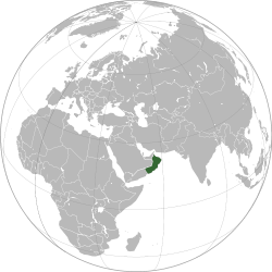 अरब प्रायद्वीप में ओमान का स्थान (गहरा हरा)