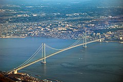 Die Akashi Kaikyō-brug in Japan, die wêreld se langste hoofspan